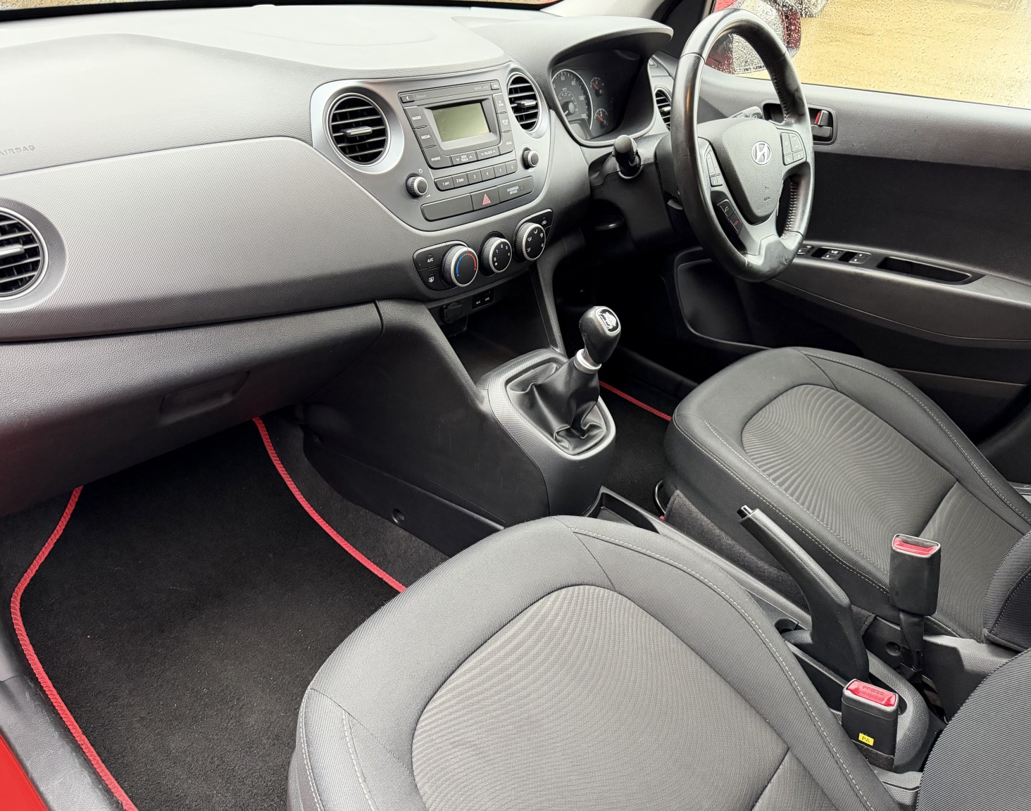 Used Hyundai i10 2019 for sale - 77159276: Photo 5