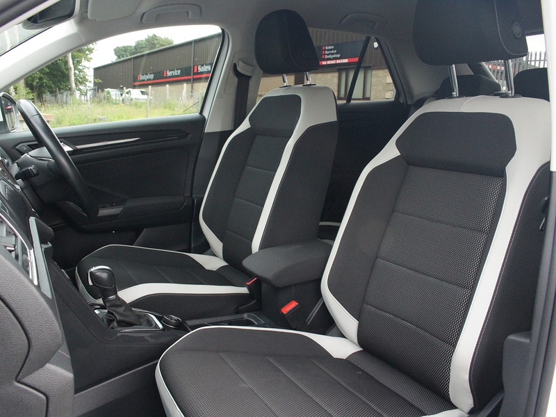 Used Volkswagen T-Roc for sale - 77746231: Photo 37