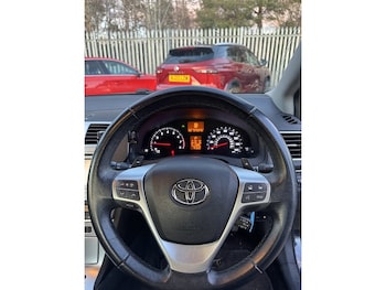 Used Toyota Avensis 2012 for sale - 77746185: Photo