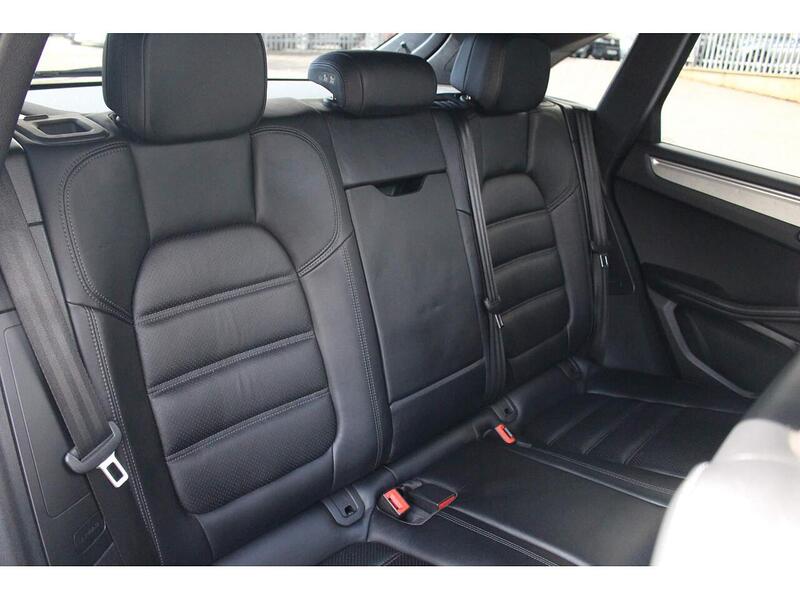 Used Porsche Macan 2016 for sale - 77802797: Photo 28