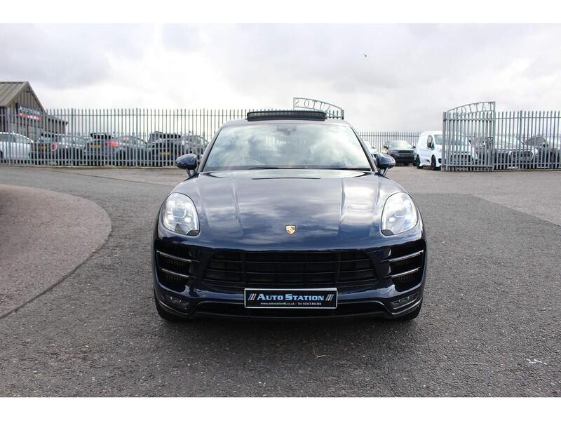 Used Porsche Macan 2016 for sale - 77802797: Photo 3