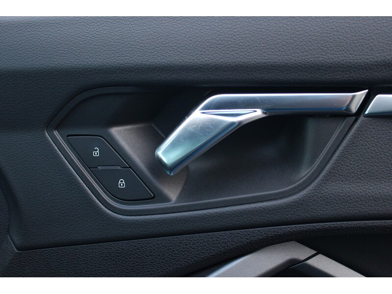 Used Audi Q3 2019 for sale - 77802820: Photo 46