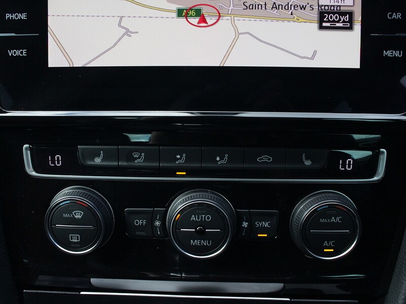 Used Volkswagen Golf 2019 for sale - 77802796: Photo 36