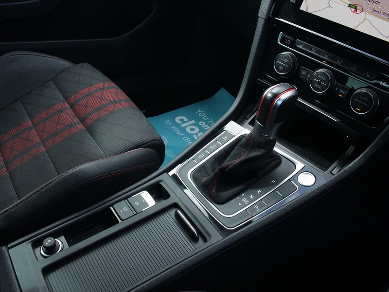 Used Volkswagen Golf 2019 for sale - 77802796: Photo 38