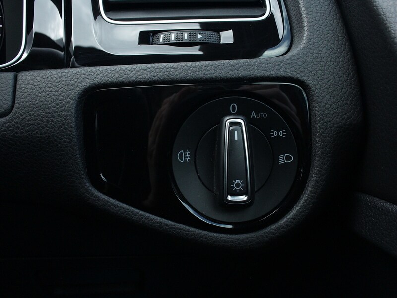 Used Volkswagen Golf 2019 for sale - 77802796: Photo 41