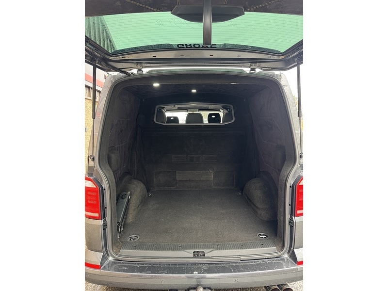 Used Volkswagen Transporter 2018 for sale - 78201285: Photo 6