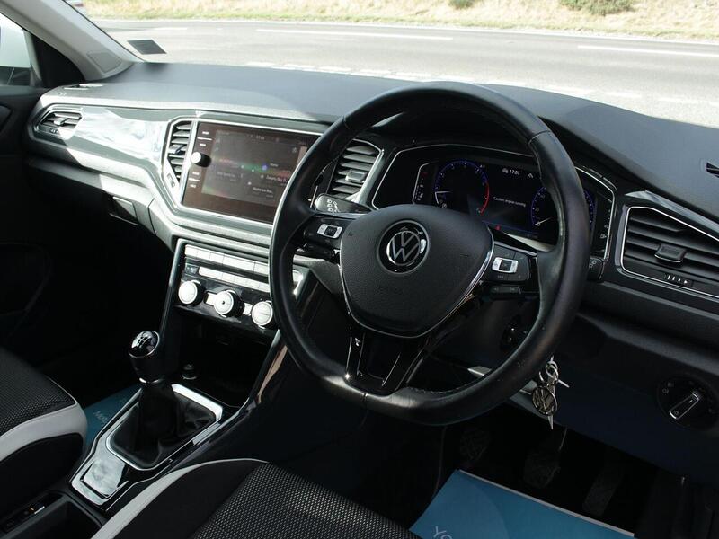 Used Volkswagen T-Roc for sale - 77746230: Photo 37