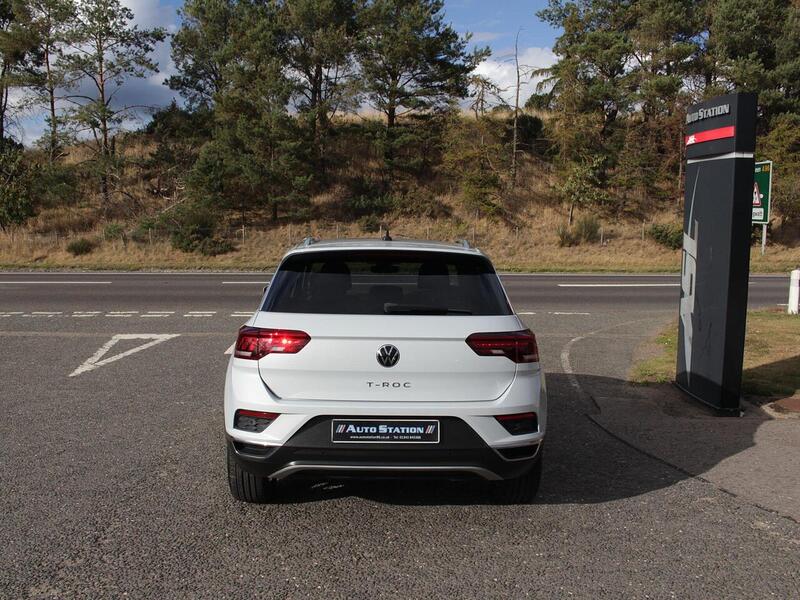 Used Volkswagen T-Roc 2020 for sale - 77802800: Photo 4