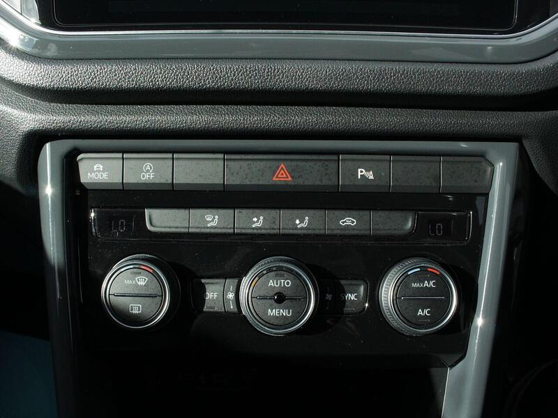 Used Volkswagen T-Roc 2020 for sale - 77802800: Photo 45