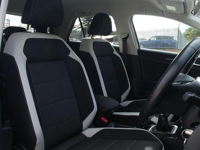 Used Volkswagen T-Roc 2020 for sale - 77802800: Photo 48