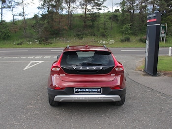 Used Volvo V40 Cross Country 2015 for sale - 78840215: Photo