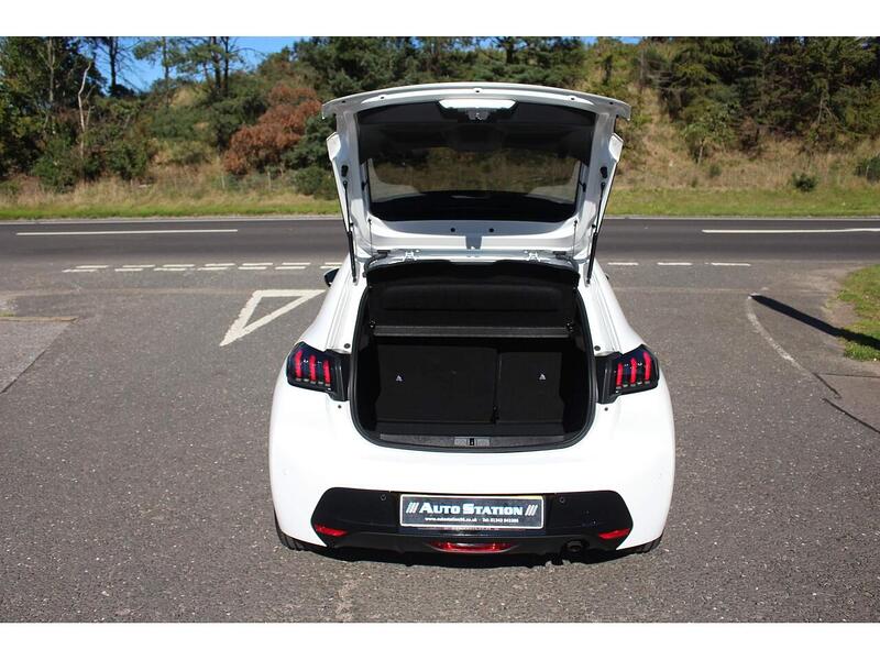 Used Peugeot 208 2020 for sale - 77802812: Photo 15