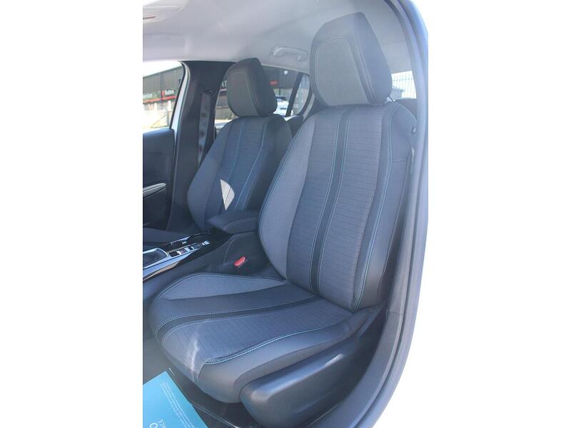 Used Peugeot 208 2020 for sale - 77802812: Photo 30