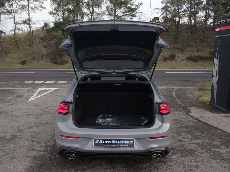 Used Volkswagen Golf 2023 for sale - 77802833: Photo 28