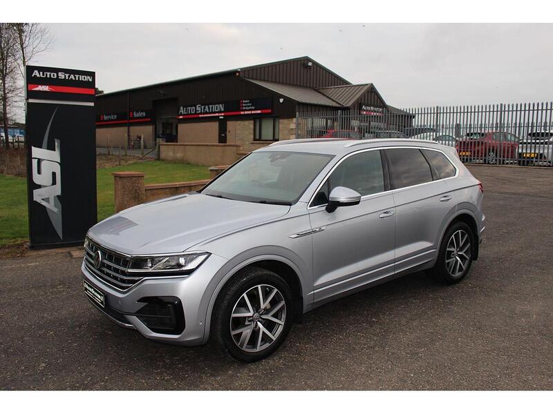 Used Volkswagen Touareg for sale - 77746205: Photo 2
