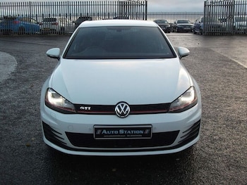Used Volkswagen Golf 2017 for sale - 77746199: Photo