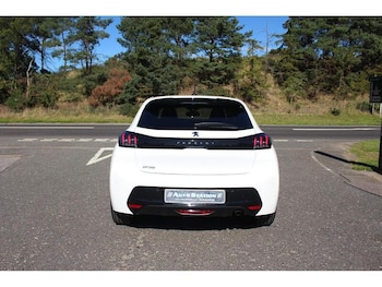 Used Peugeot 208 2020 for sale - 79433850: Photo