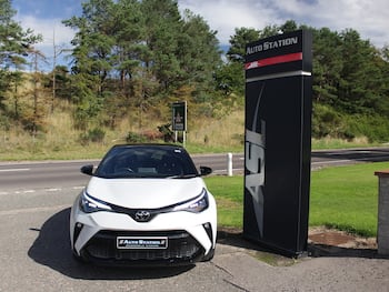 Used Toyota C-HR 2022 for sale - 79724081: Photo