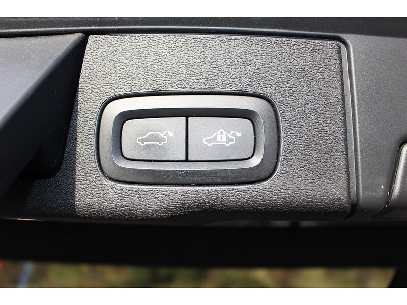 Used Volvo XC60 for sale - 77802822: Photo 29