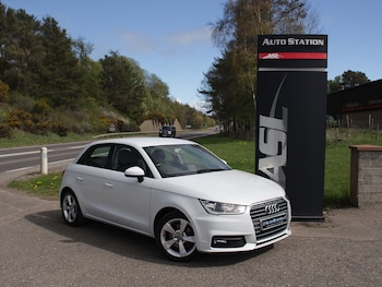 Used Audi A1 2018 for sale - 78402100: Photo