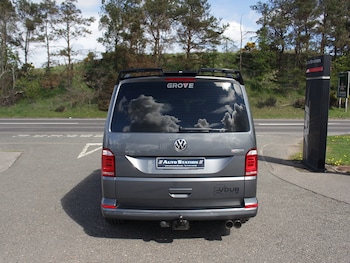 Used Volkswagen Transporter 2018 for sale - 78713012: Photo