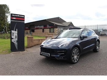 Used Porsche Macan 2016 for sale - 79433860: Photo
