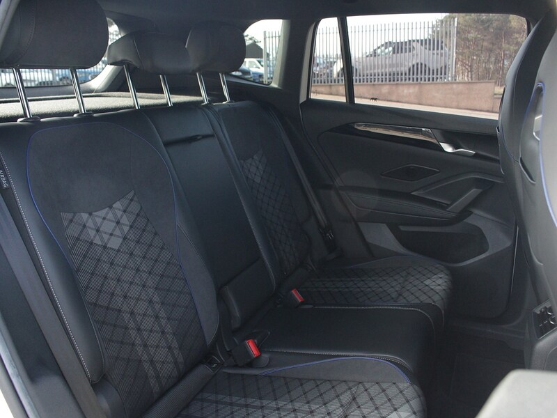 Used Volkswagen Tiguan 2024 for sale - 77891400: Photo 34