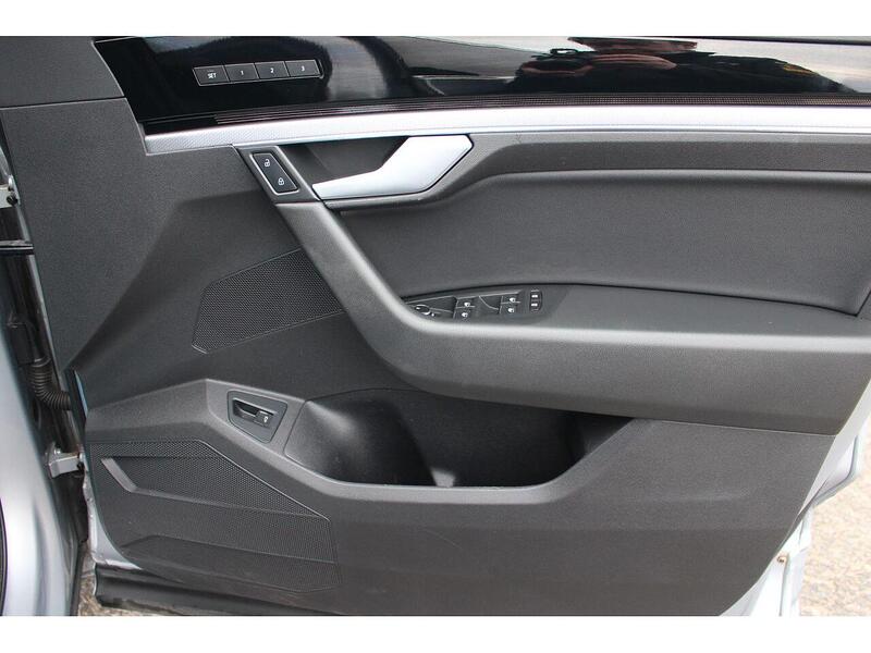 Used Volkswagen Touareg 2020 for sale - 77802810: Photo 25