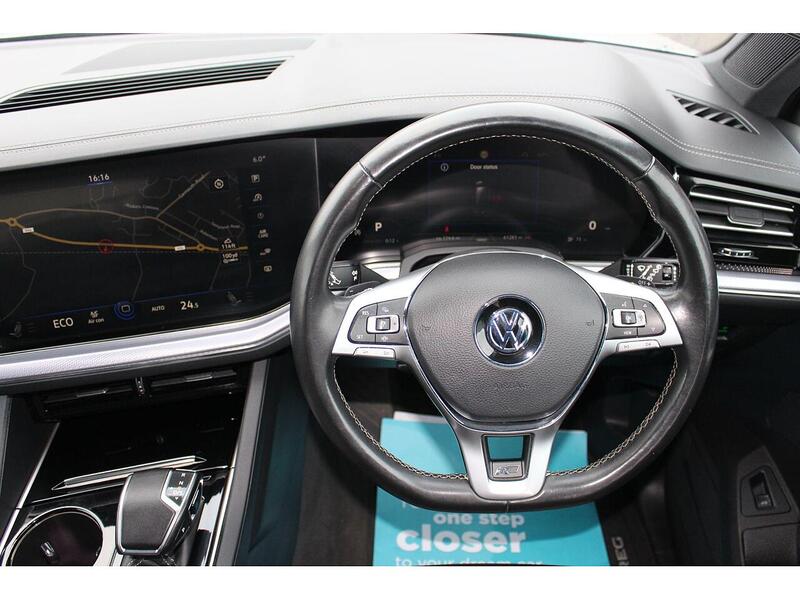 Used Volkswagen Touareg 2020 for sale - 77802810: Photo 31