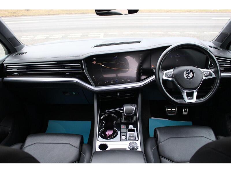 Used Volkswagen Touareg 2020 for sale - 77802810: Photo 32