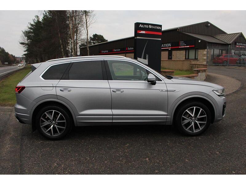 Used Volkswagen Touareg 2020 for sale - 77802810: Photo 43