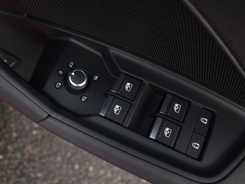 Used Audi RS3 2023 for sale - 77802803: Photo 54