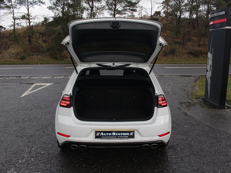 Used Volkswagen Golf 2019 for sale - 77802808: Photo 24