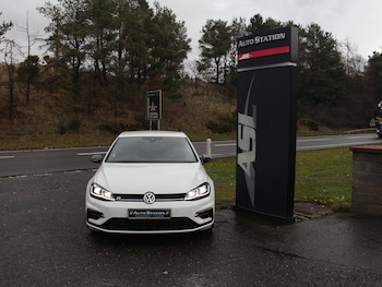 Used Volkswagen Golf 2019 for sale - 77802808: Photo