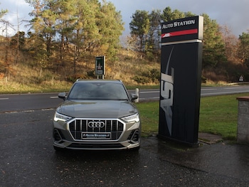 Used Audi Q3 2024 for sale - 79433901: Photo