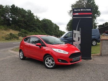 Used Ford Fiesta 2017 for sale - 79341877: Photo