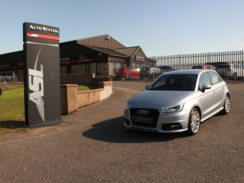 Used Audi A1 2018 for sale - 77802804: Photo 2