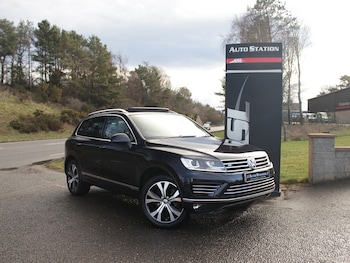 Used Volkswagen Touareg 2015 for sale - 77746210: Photo