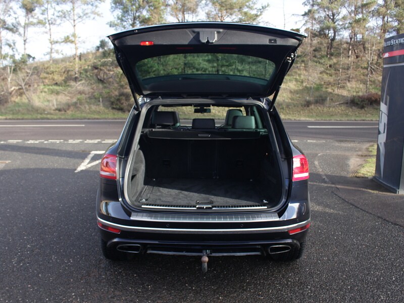 Used Volkswagen Touareg for sale - 77746210: Photo 25