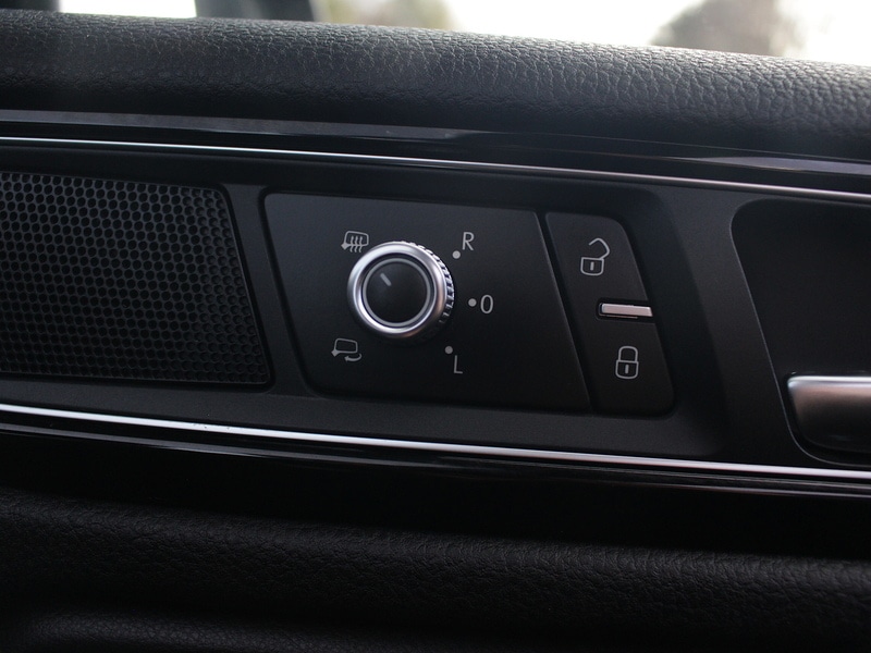 Used Volkswagen Touareg for sale - 77746210: Photo 48