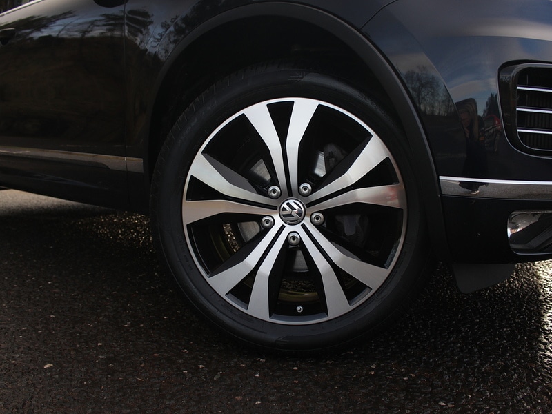 Used Volkswagen Touareg for sale - 77746210: Photo 5