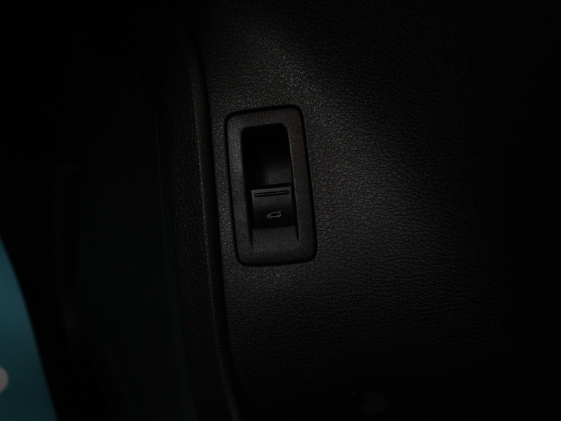 Used Volkswagen Touareg for sale - 77746210: Photo 50