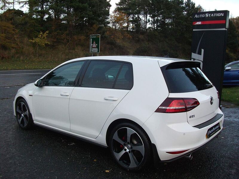 Used Volkswagen Golf 2017 for sale - 77802811: Photo 12