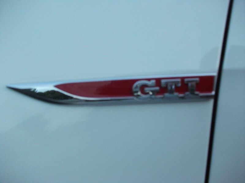 Used Volkswagen Golf 2017 for sale - 77802811: Photo 22