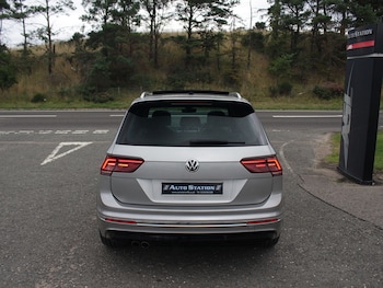 Used Volkswagen Tiguan 2017 for sale - 79518774: Photo