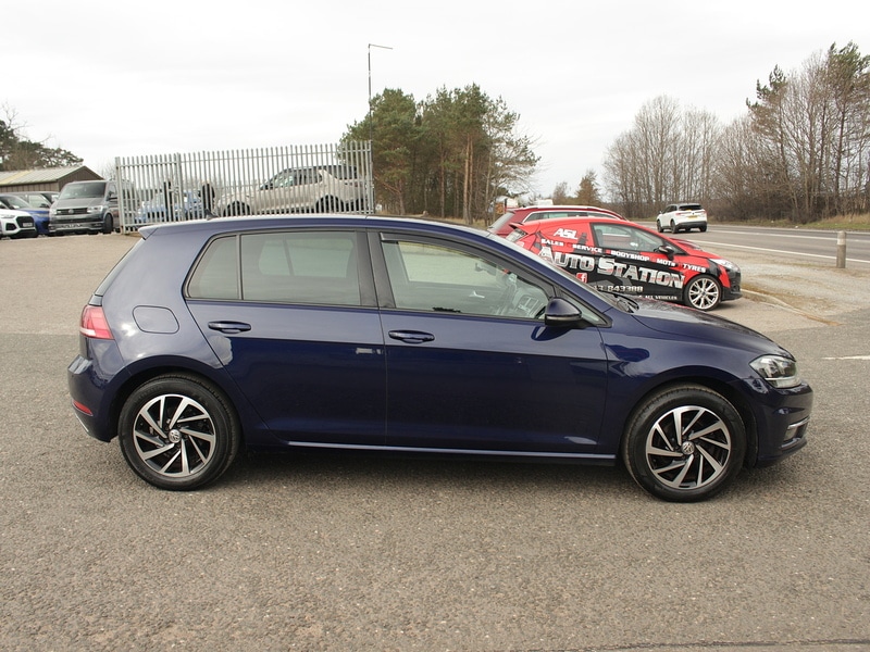 Used Volkswagen Golf 2019 for sale - 77984907: Photo 10