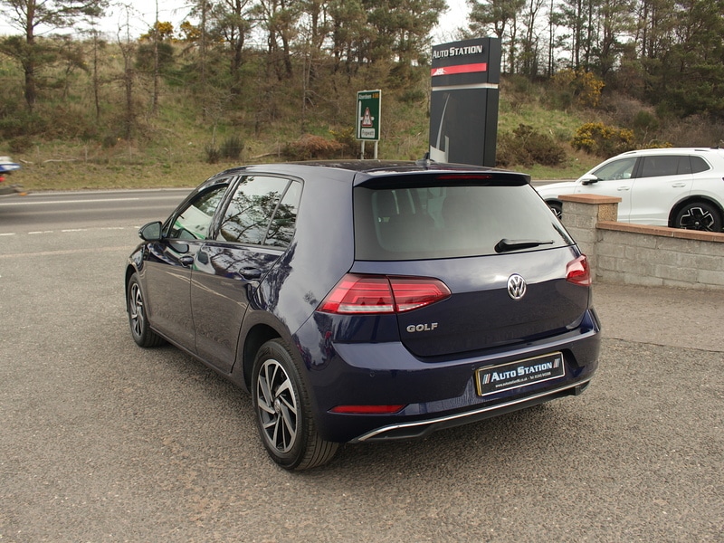 Used Volkswagen Golf 2019 for sale - 77984907: Photo 24