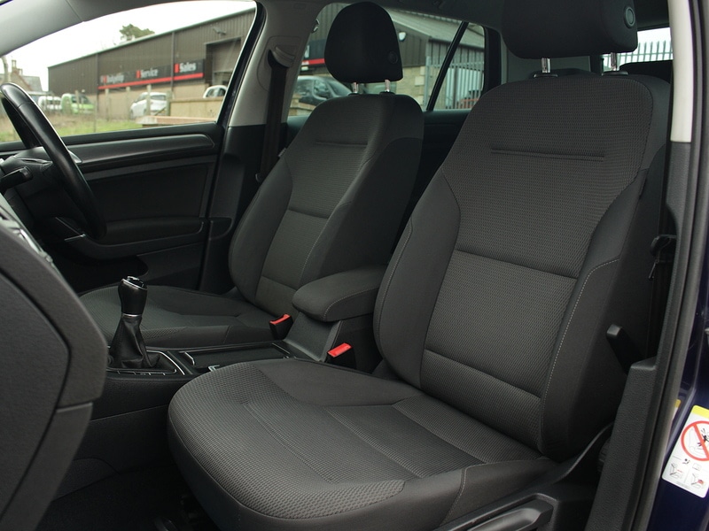 Used Volkswagen Golf 2019 for sale - 77984907: Photo 33