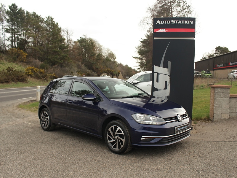 Used Volkswagen Golf 2019 for sale - 77984907: Photo 6