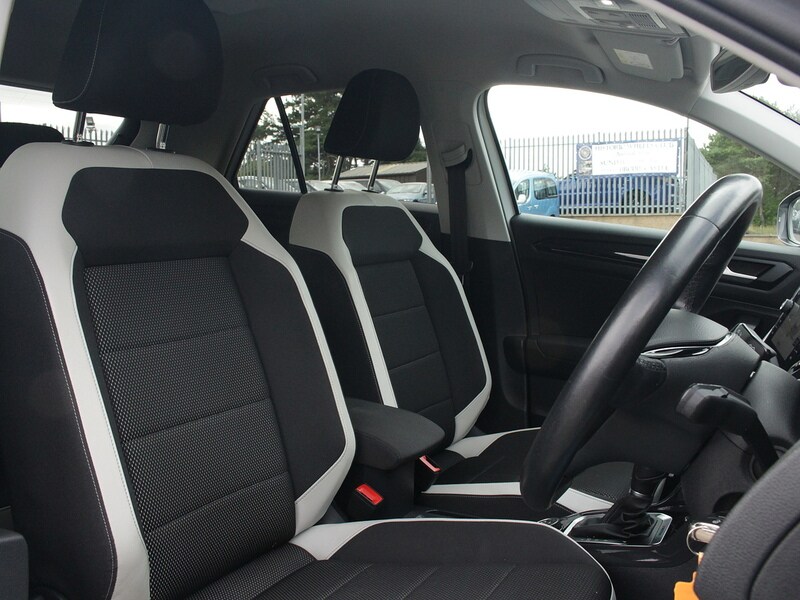 Used Volkswagen T-Roc 2018 for sale - 77802801: Photo 34